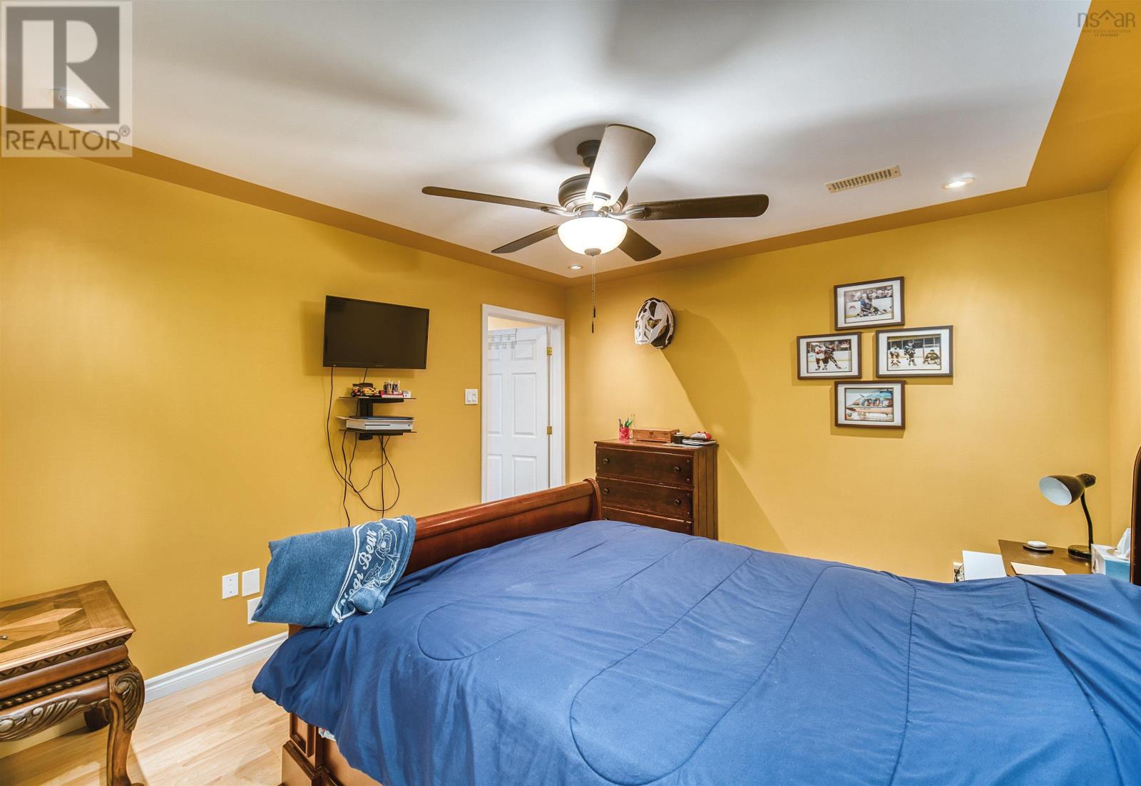 20 Perry Court - 28