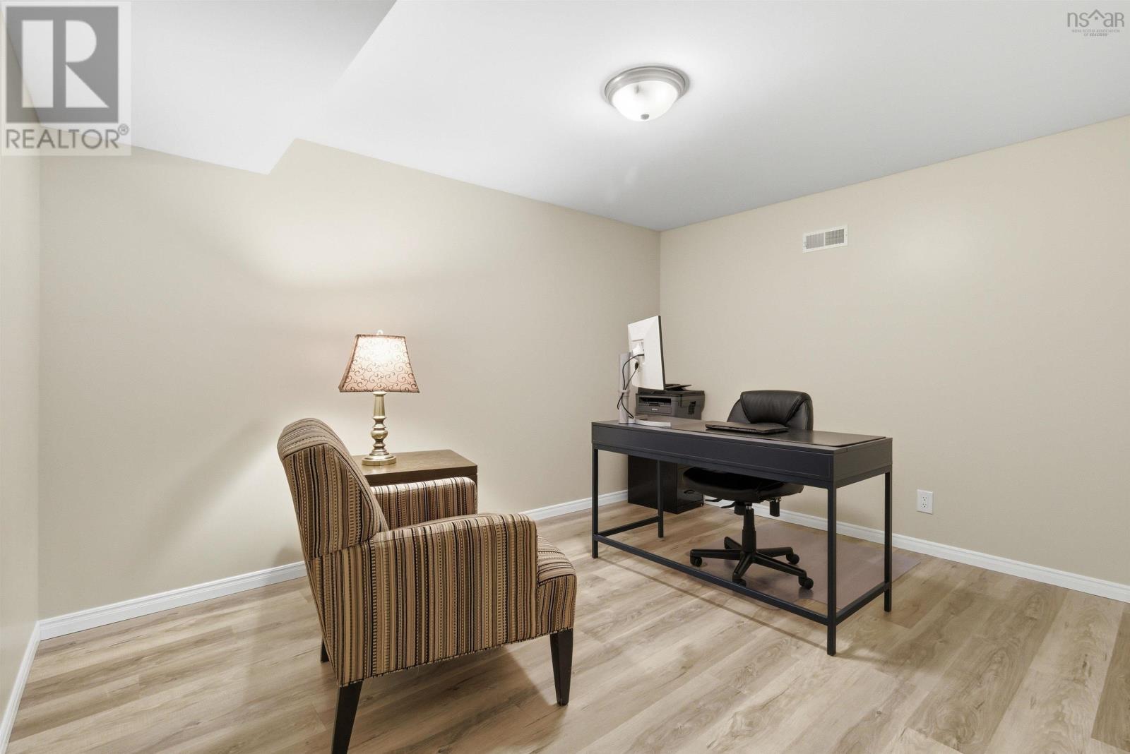 Property 32 of 44 of 5 Juniper Way