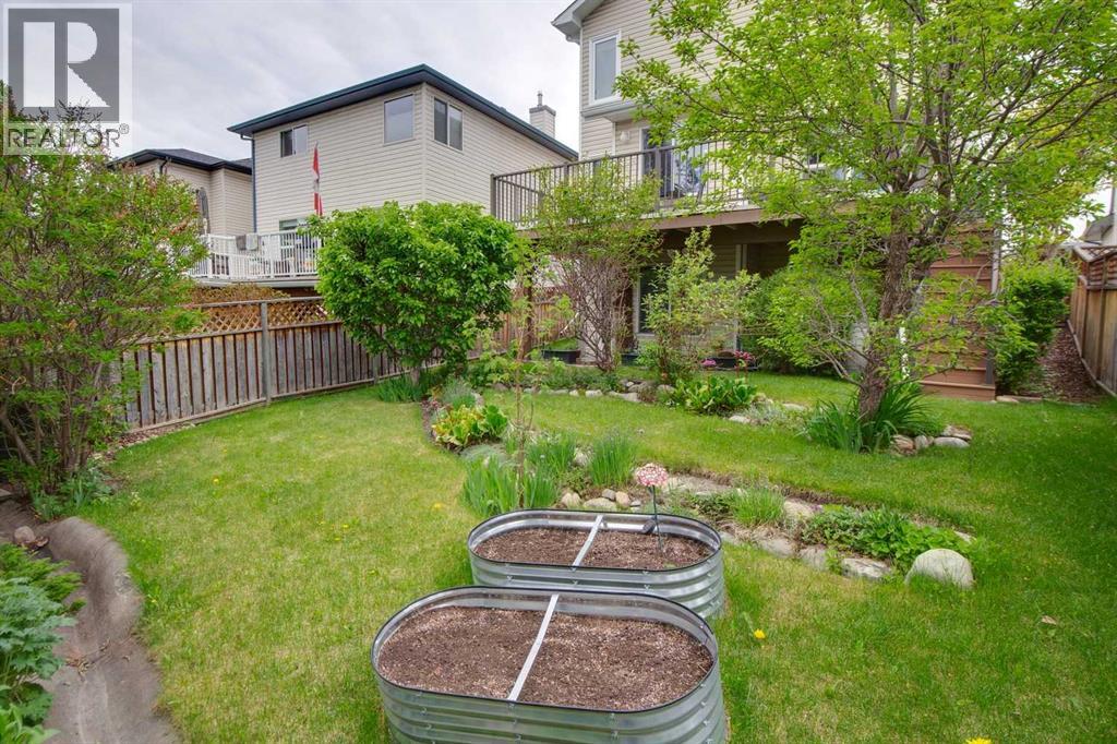 23 Tuscarora Close NW — photo 42