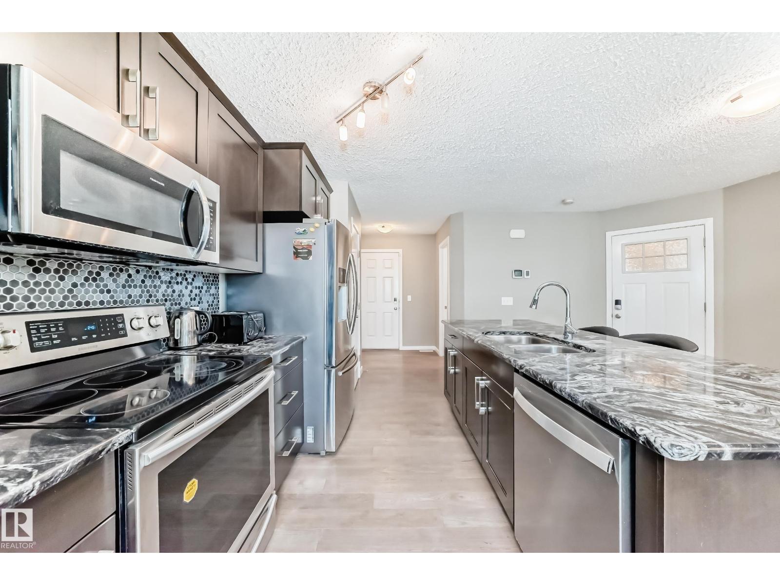 893 Ebbers Crescent NW — photo 10
