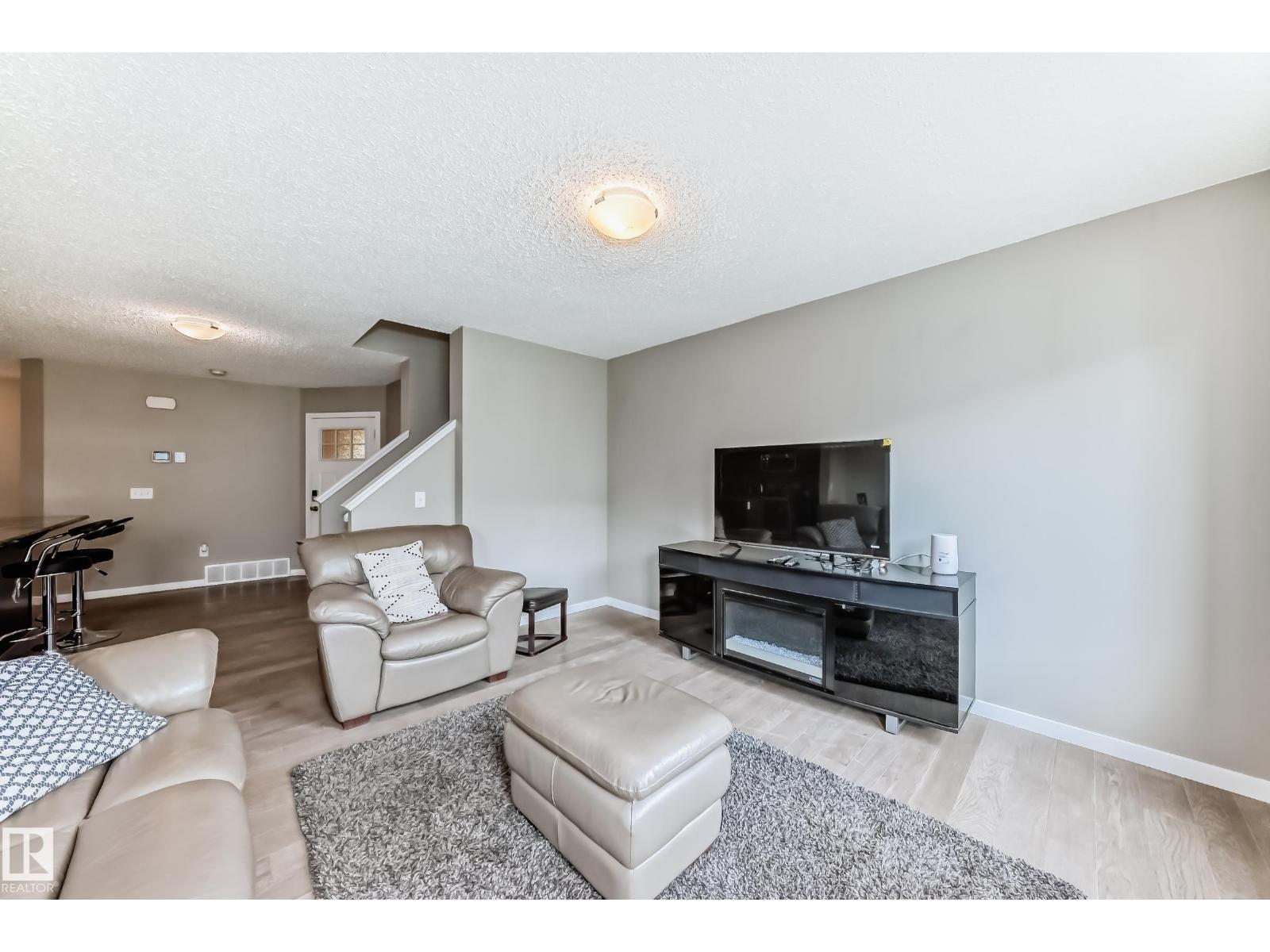 893 Ebbers Crescent NW — photo 18