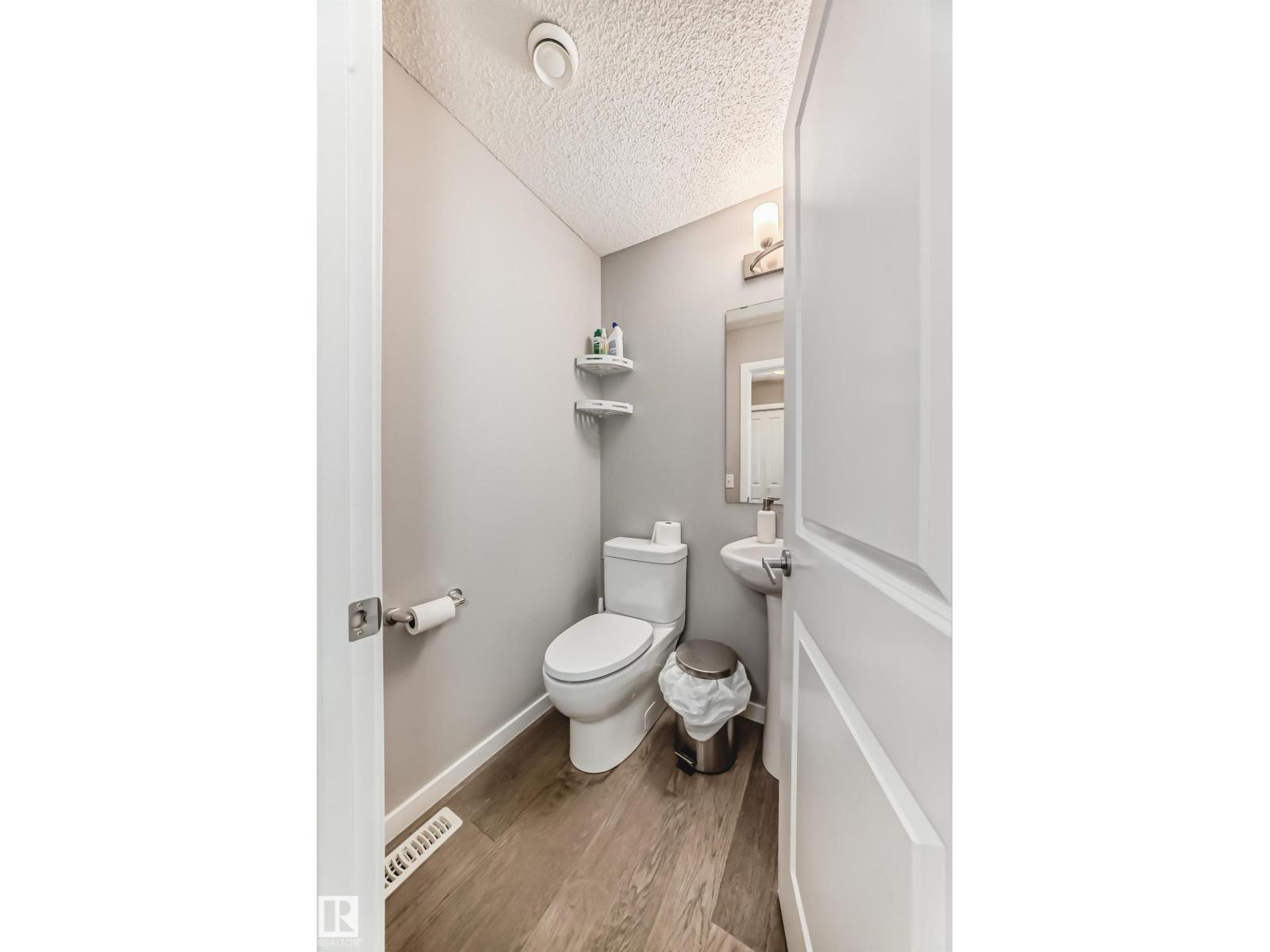 893 Ebbers Crescent NW — photo 21
