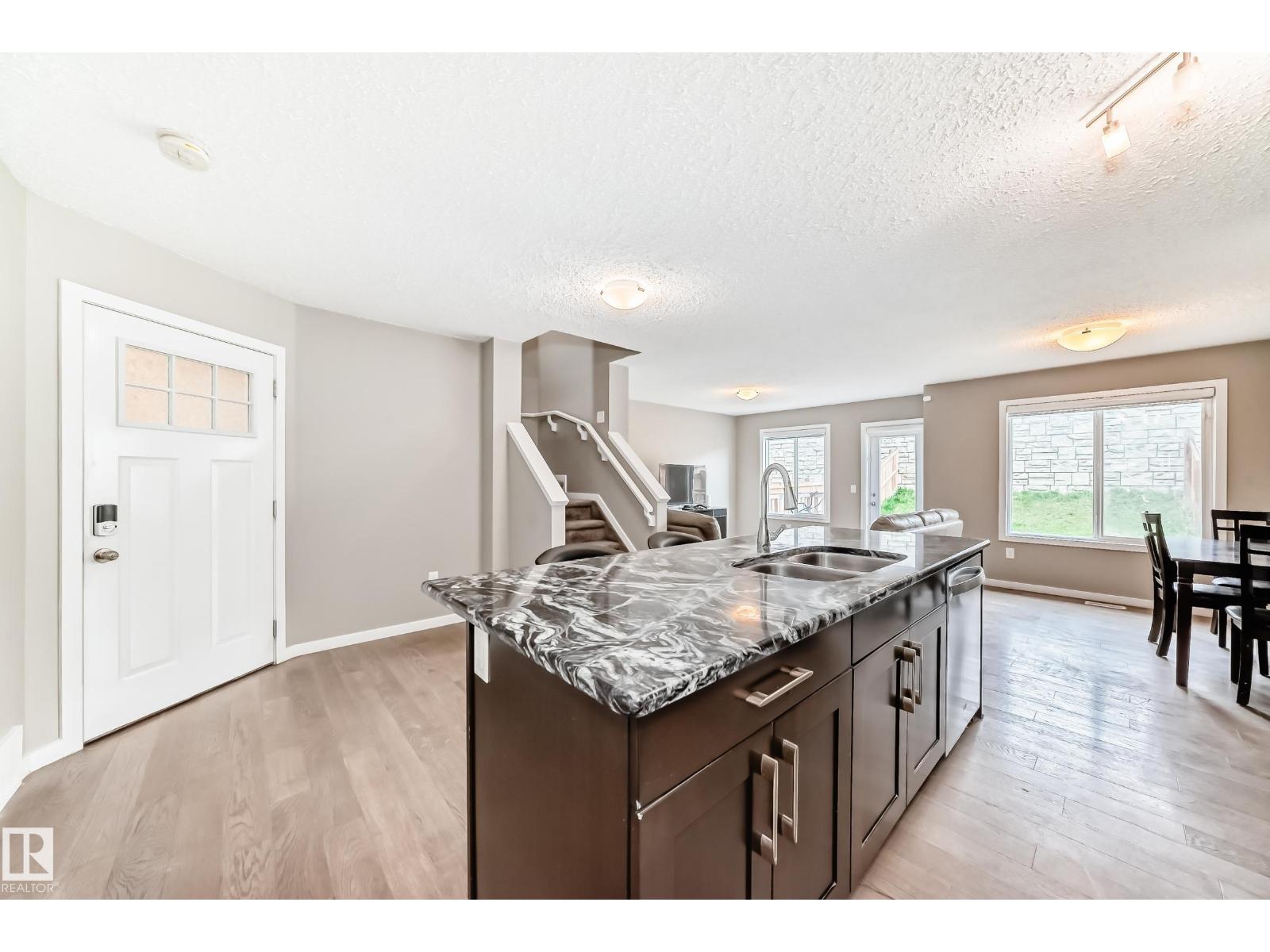 893 Ebbers Crescent NW — photo 8