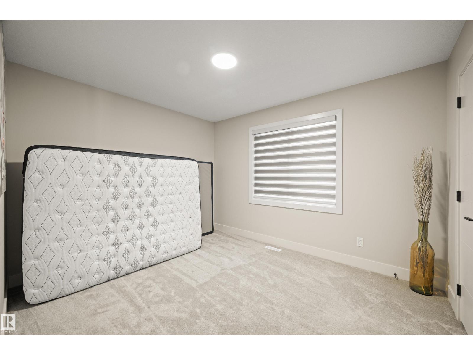 12171 177 AV NW - 21