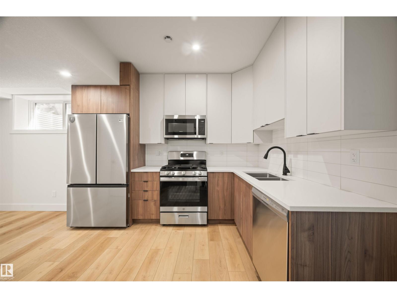 12171 177 AV NW - 25