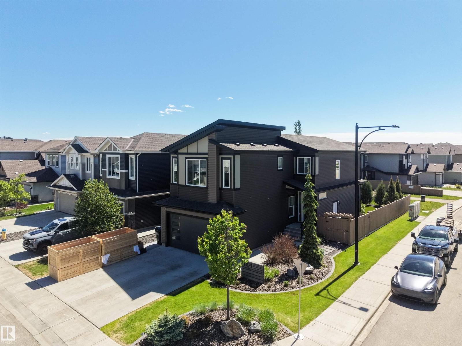 12171 177 AV NW - 46