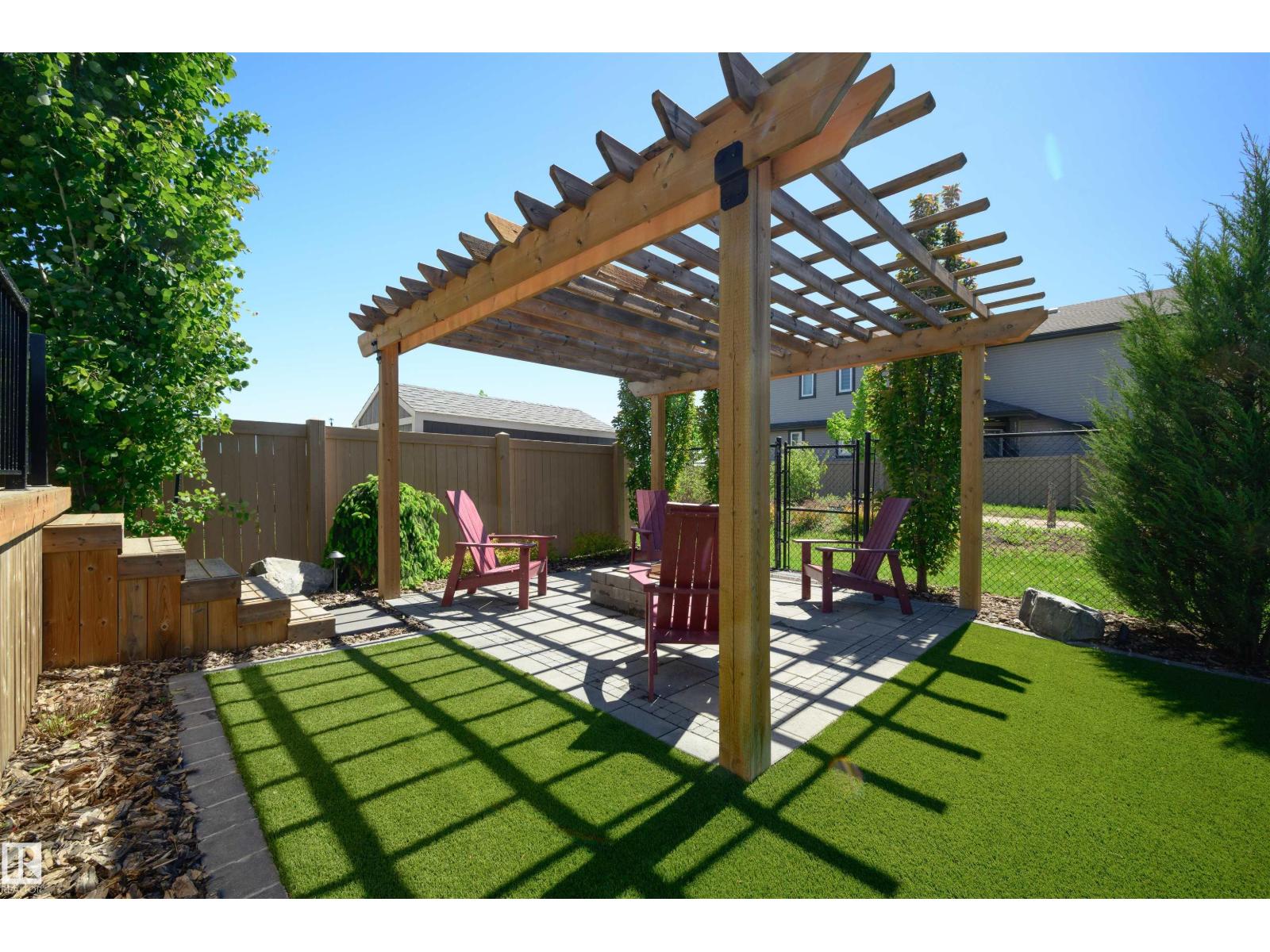 12171 177 AV NW - 40