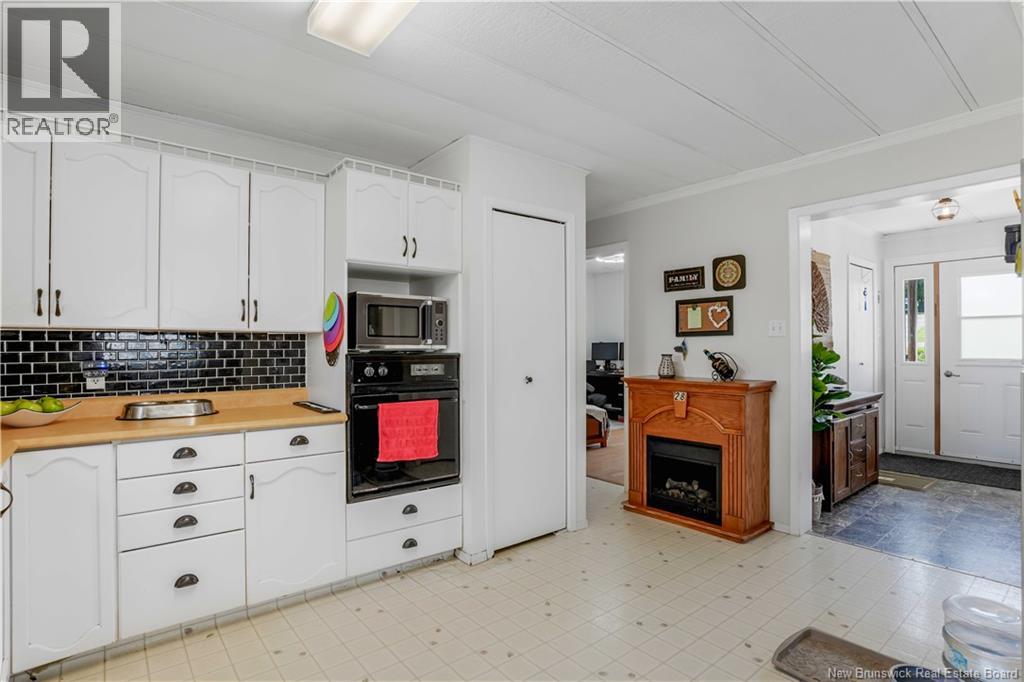 80 Waugh Road - 12