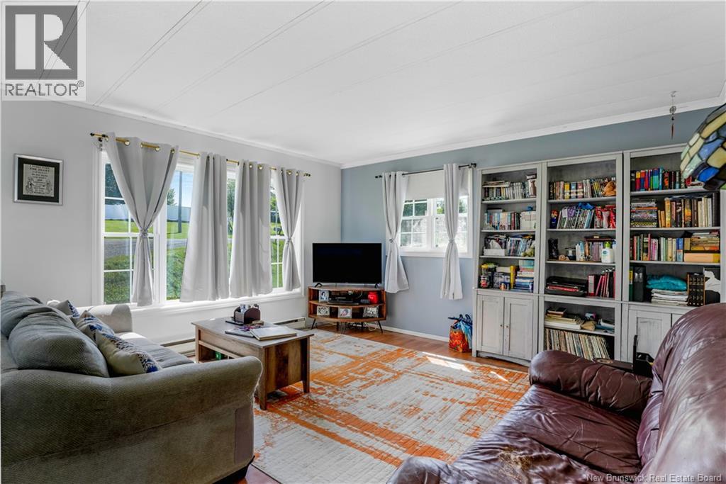80 Waugh Road - 6