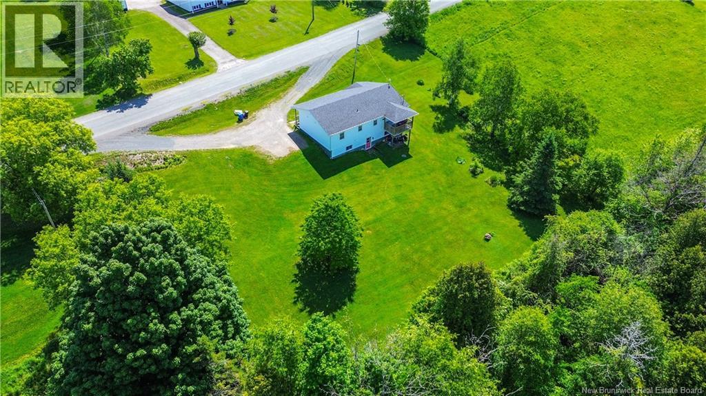 80 Waugh Road - 31