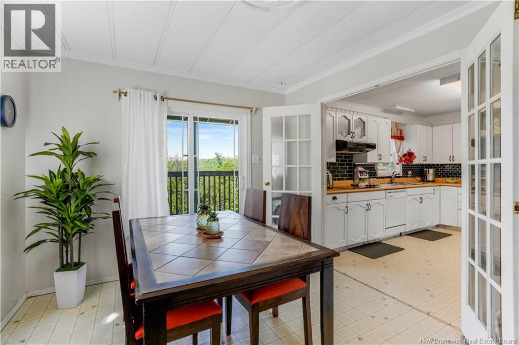 80 Waugh Road - 14