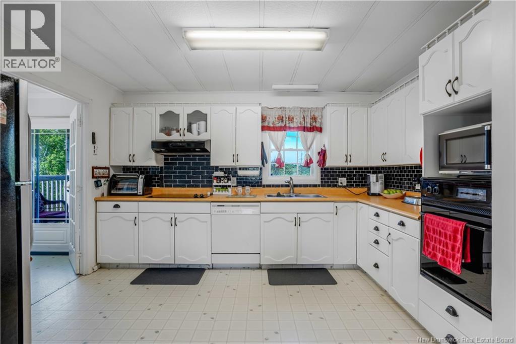 80 Waugh Road - 9