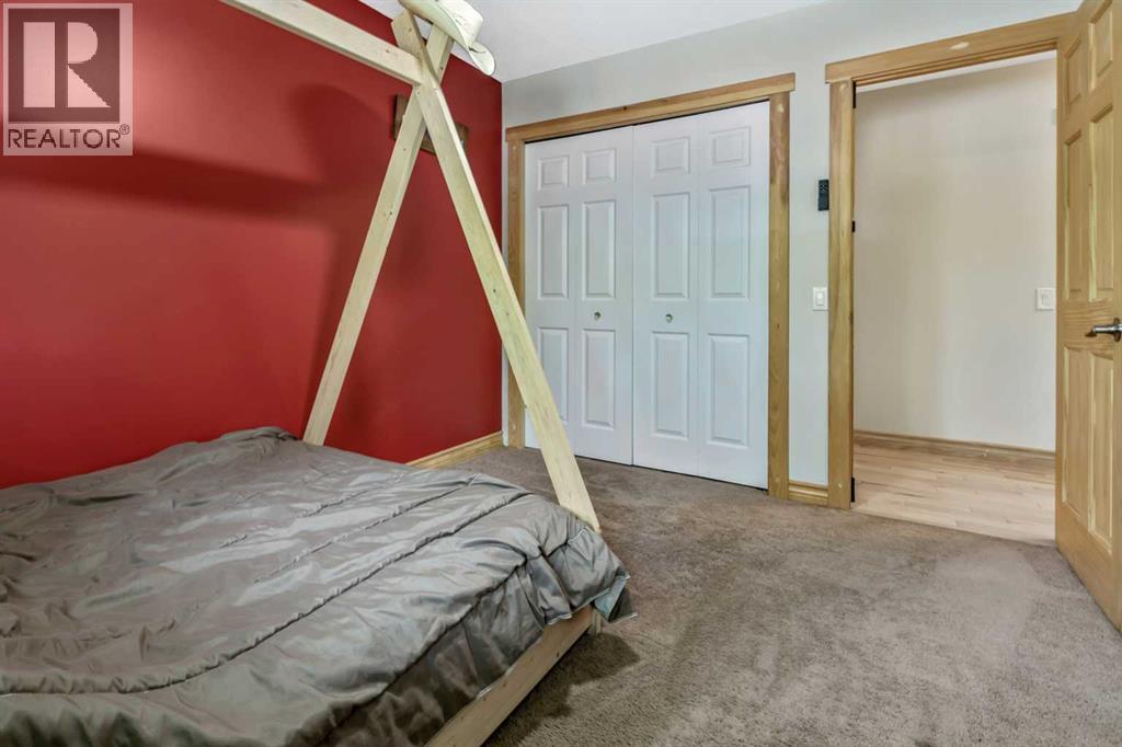12 Robinson Drive — photo 22