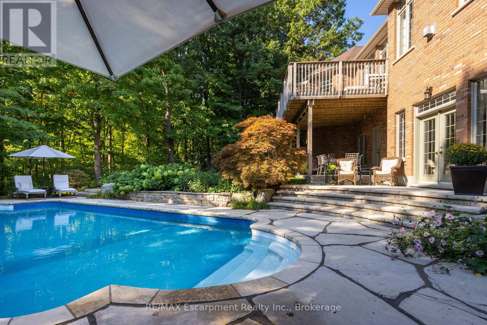 1285 BEAUFORT DRIVE - 32