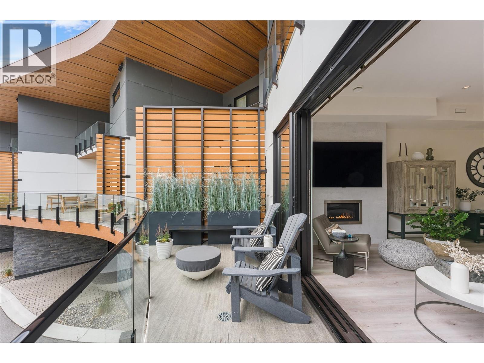 4364 Beach Avenue Unit# 7, Peachland