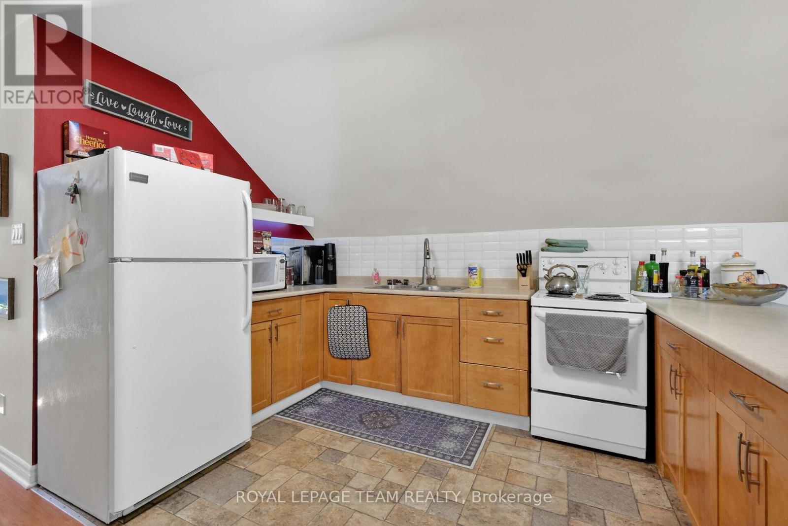 29 STEVENSON AVENUE - 20