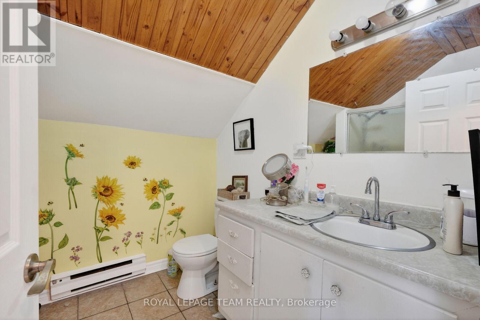 29 STEVENSON AVENUE - 32