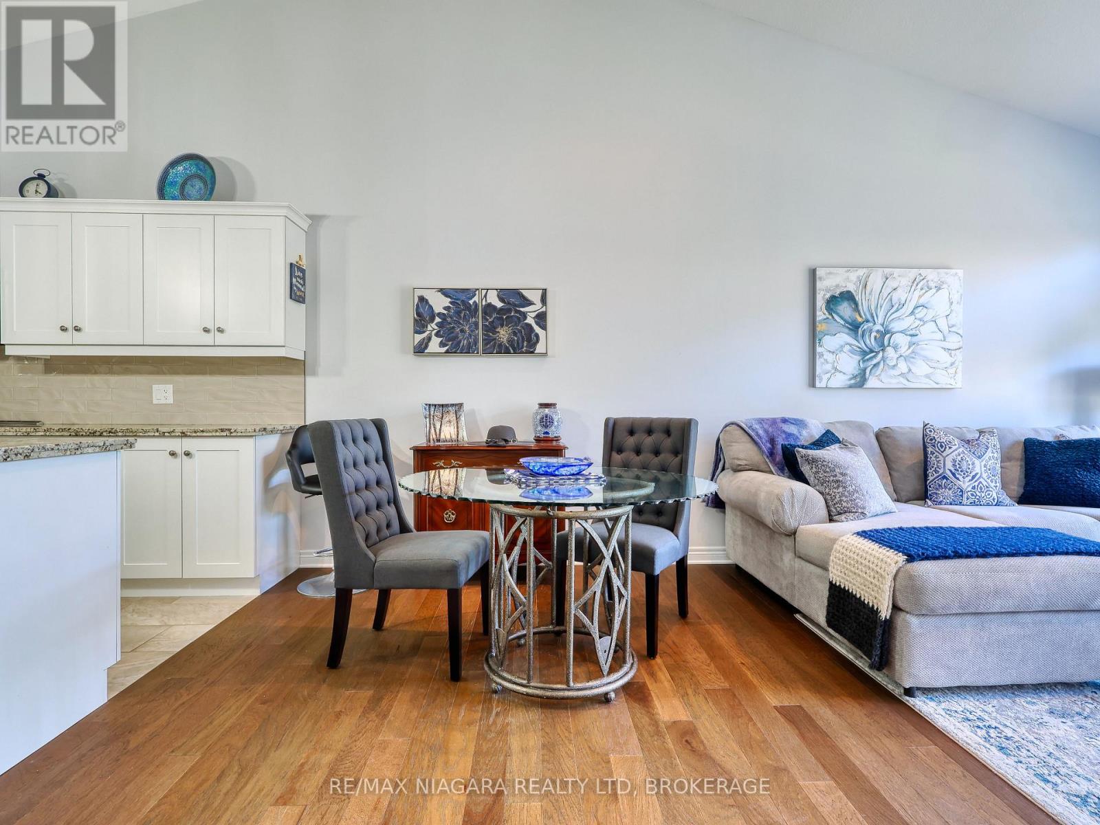 #18 9528 HENDERSHOT BOULEVARD - 18