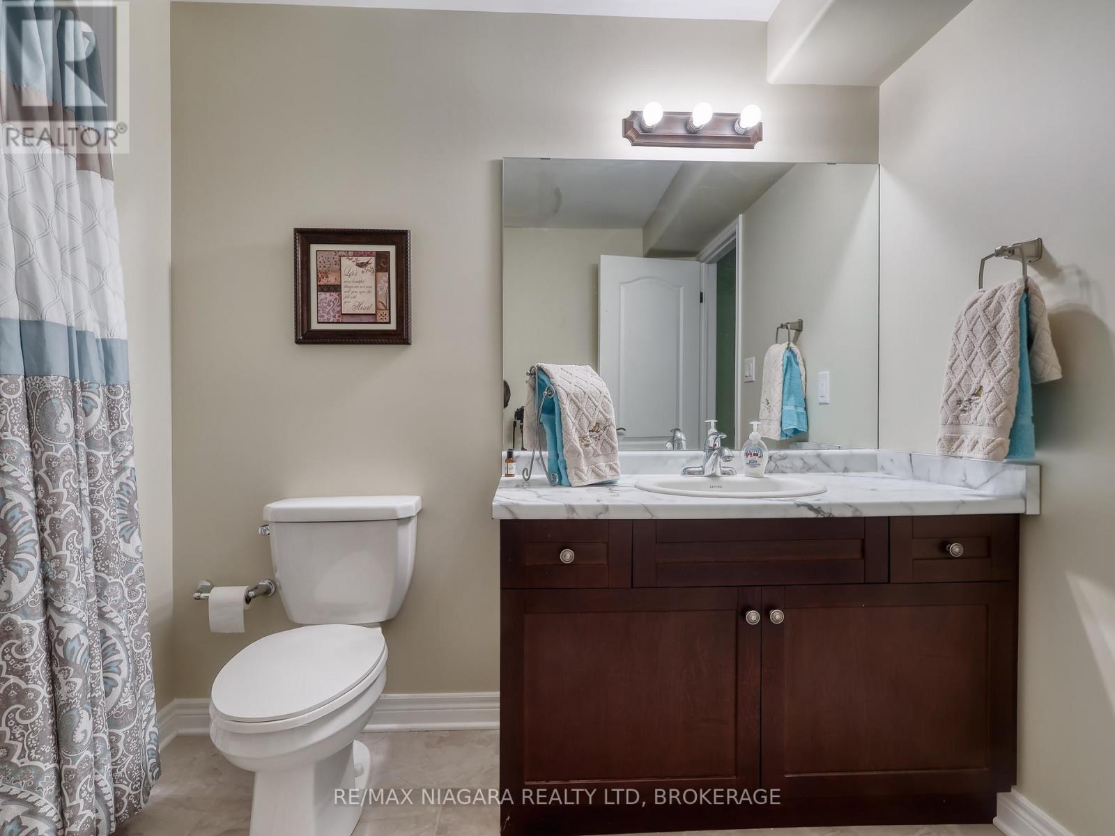 #18 9528 HENDERSHOT BOULEVARD - 35
