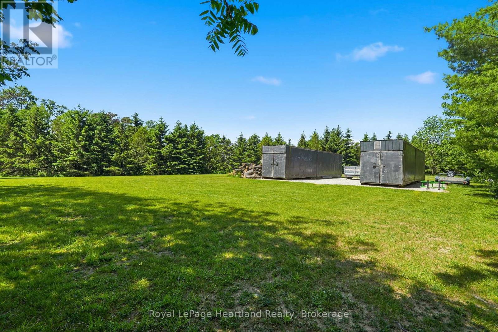 1041 HOWICK STREET - 40
