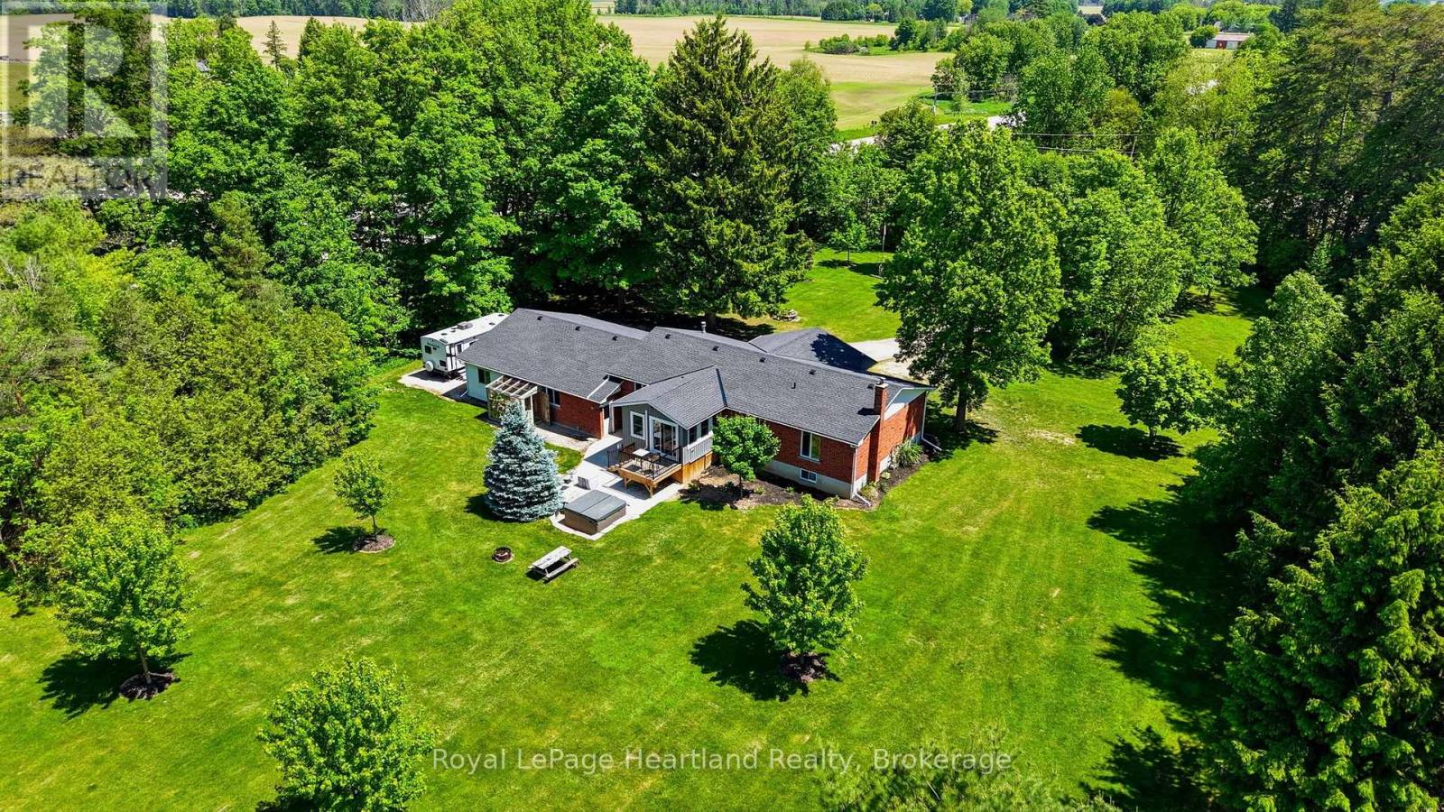 1041 HOWICK STREET - 46