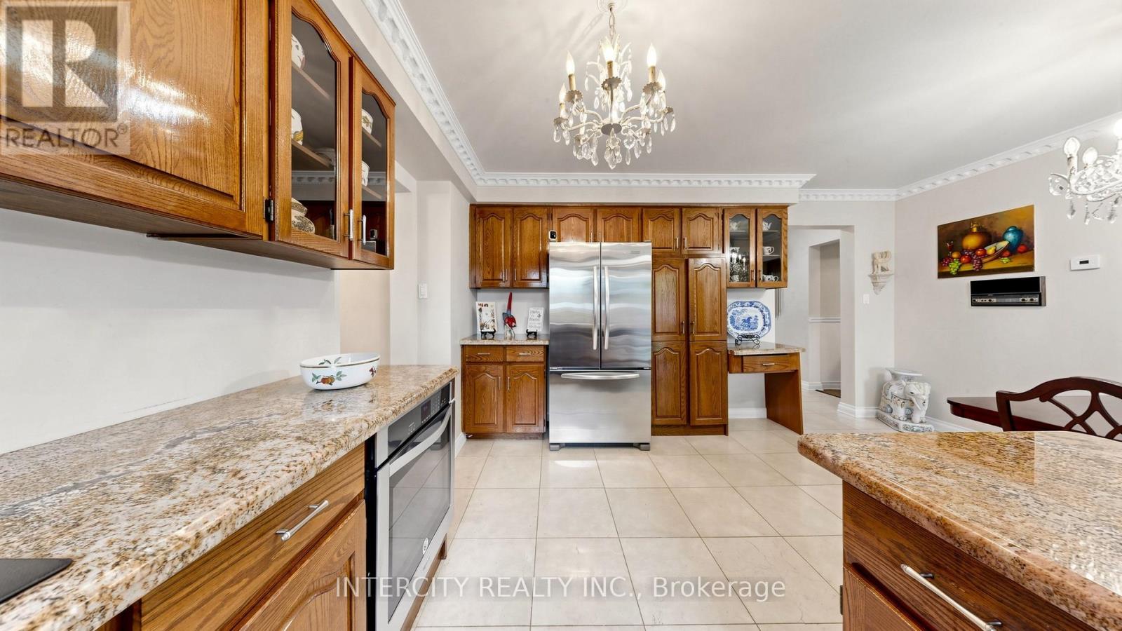 76 SPRUCE AVENUE - 17