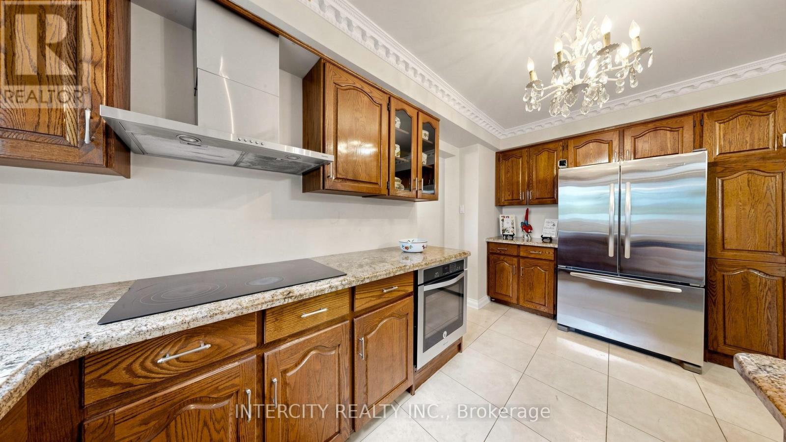 76 SPRUCE AVENUE - 18