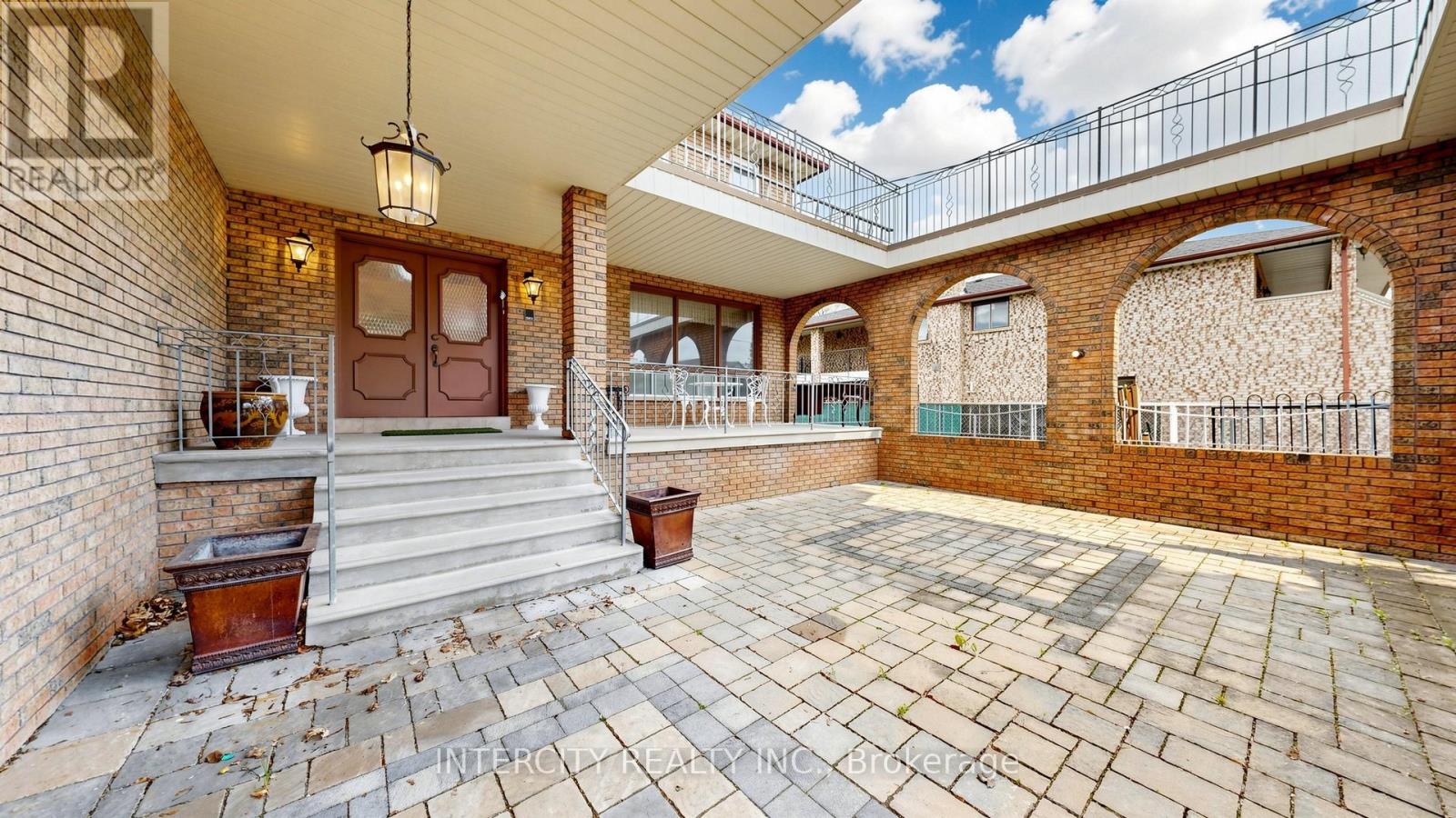 76 SPRUCE AVENUE - 3