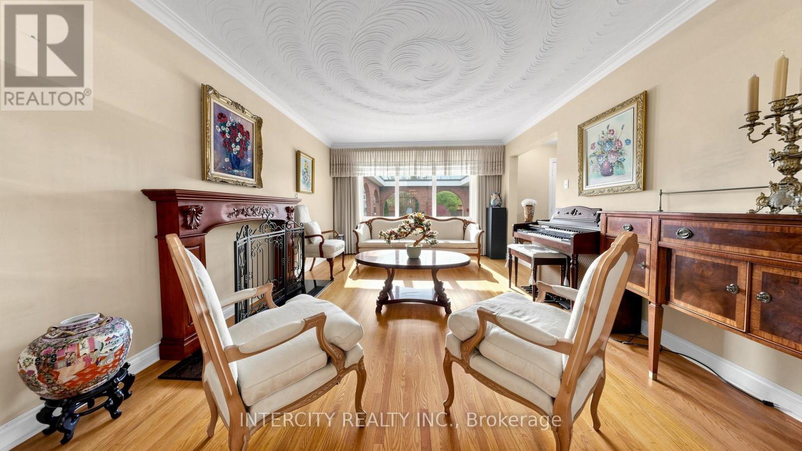 76 SPRUCE AVENUE - 5