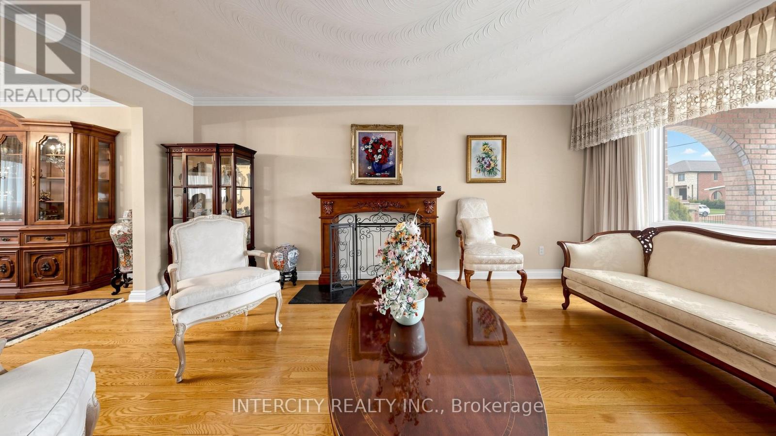 76 SPRUCE AVENUE - 6