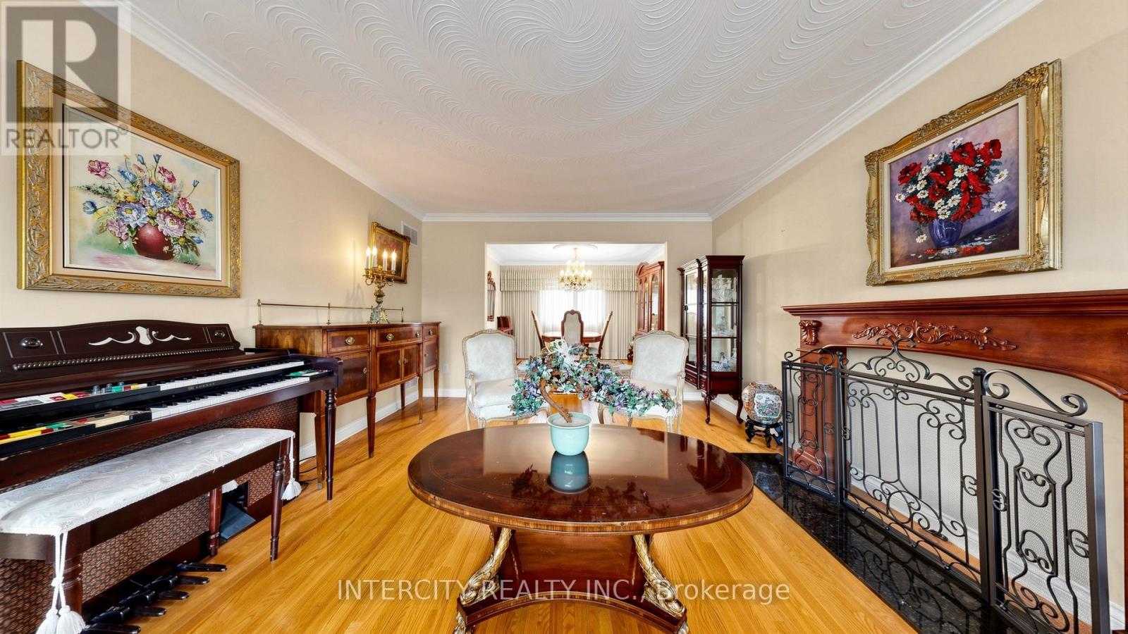 76 SPRUCE AVENUE - 7