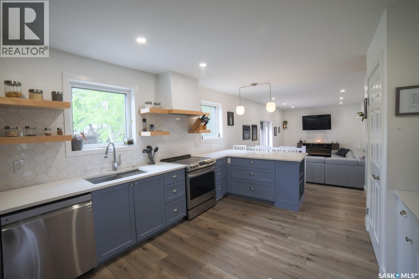 1287 Simcoe STREET — photo 11