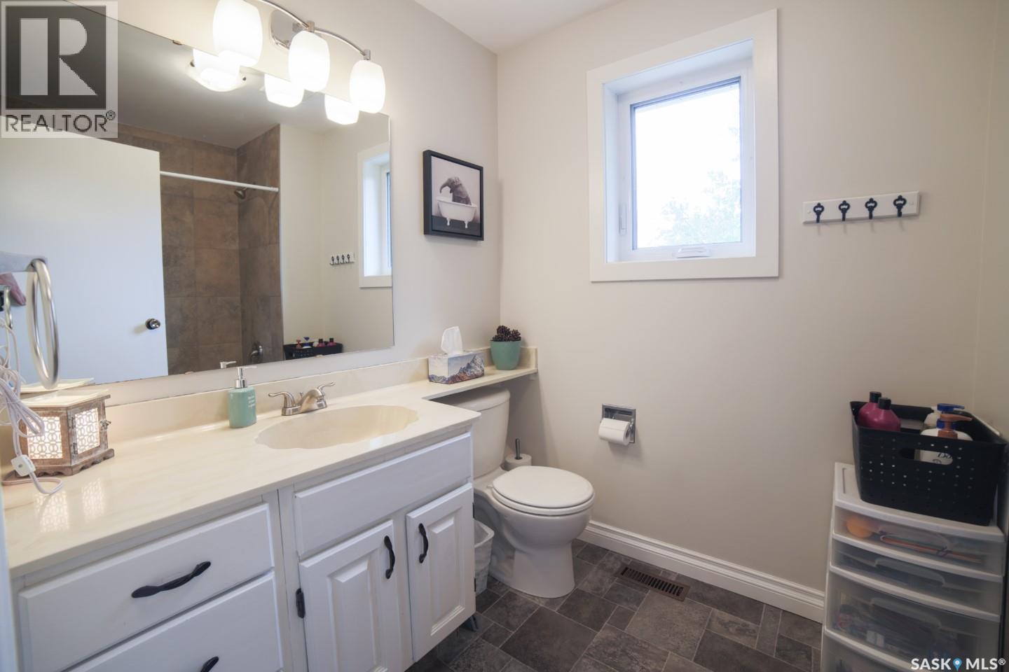 1287 Simcoe STREET — photo 23
