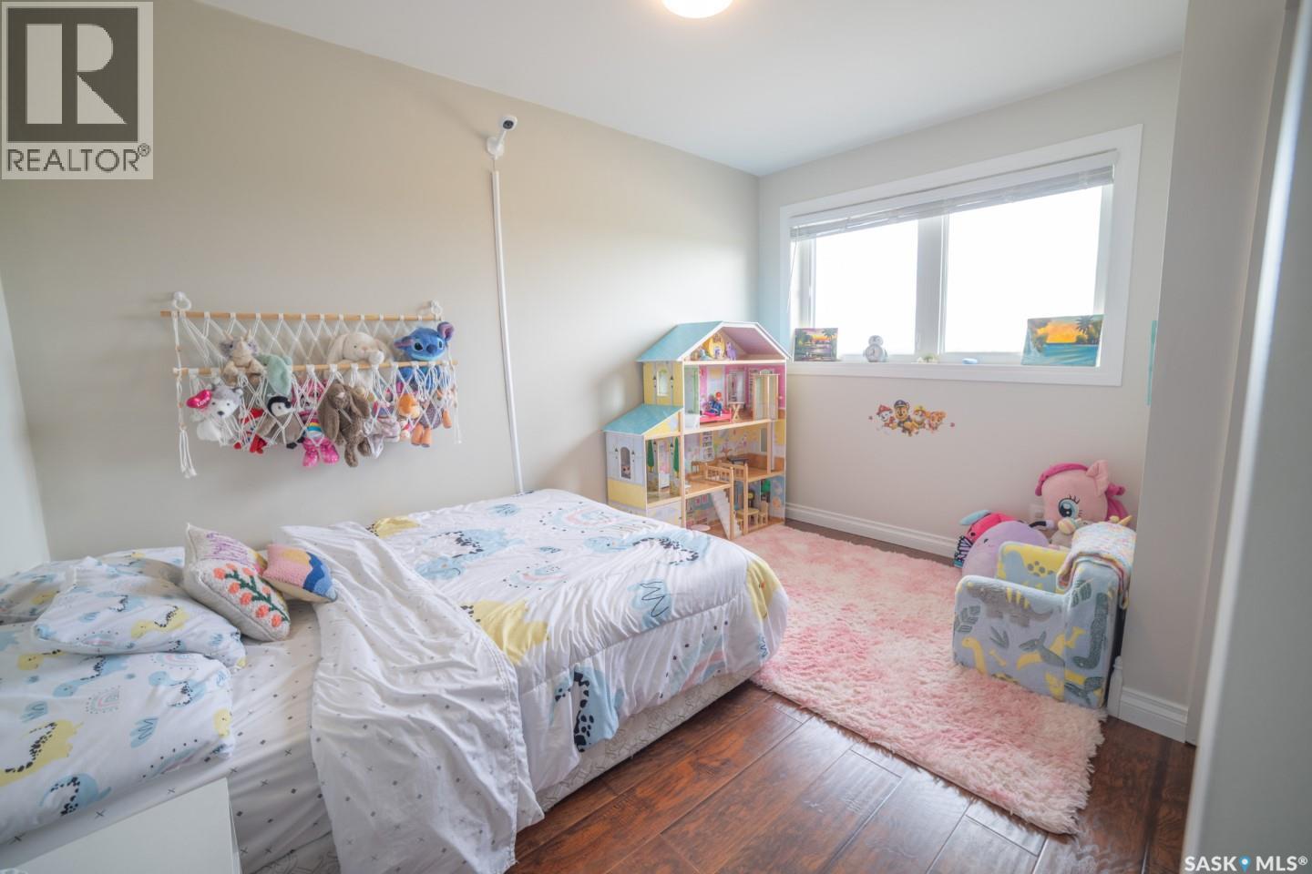1287 Simcoe STREET — photo 25
