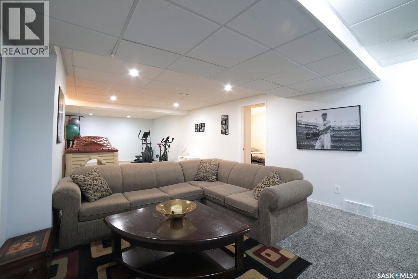 1287 Simcoe STREET — photo 41