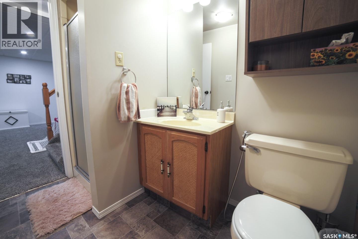 1287 Simcoe STREET — photo 43