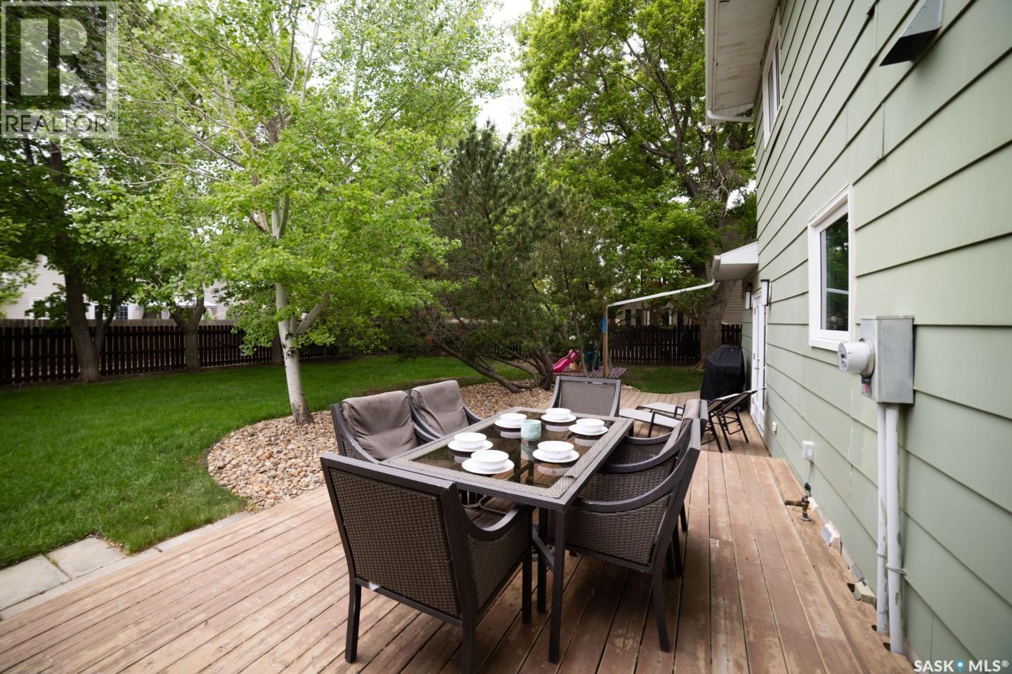 1287 Simcoe STREET — photo 44