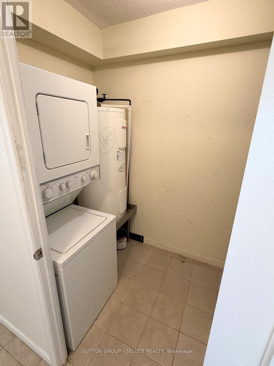 #1603 695 RICHMOND STREET - 11