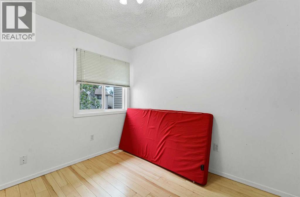 65 South Ridge Crescent SW — photo 18