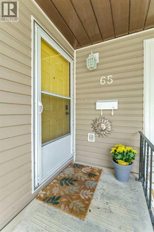 65 South Ridge Crescent SW - photo 3