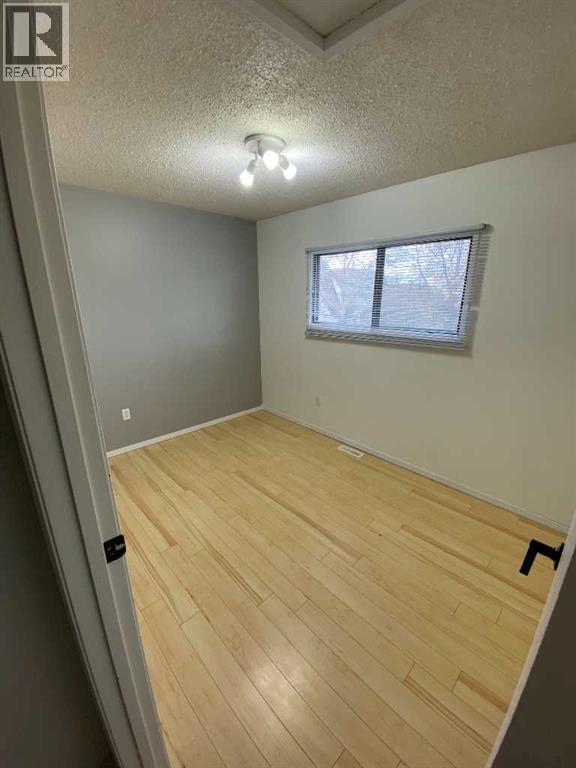 65 South Ridge Crescent SW — photo 23