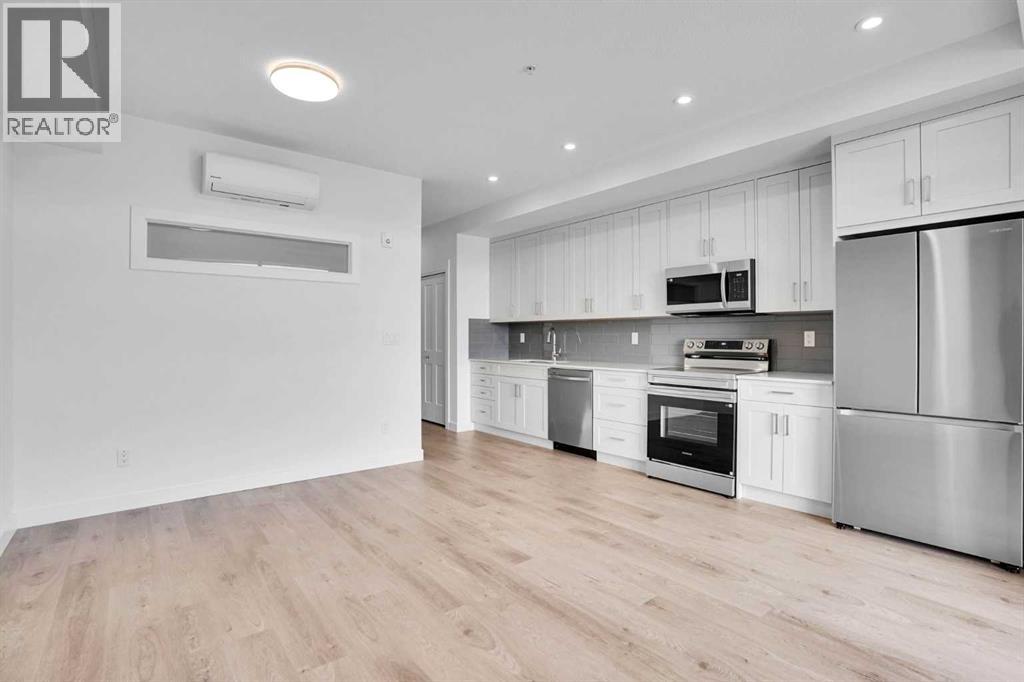 #3302' 3700 Seton Avenue SE - 19