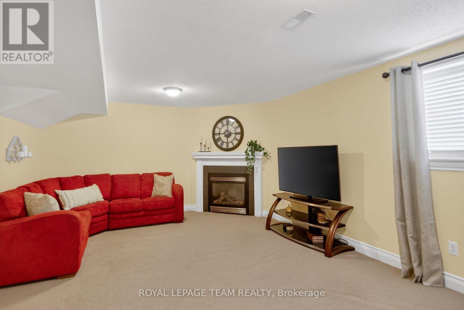 259 CAIRNSMORE CIRCLE - 35
