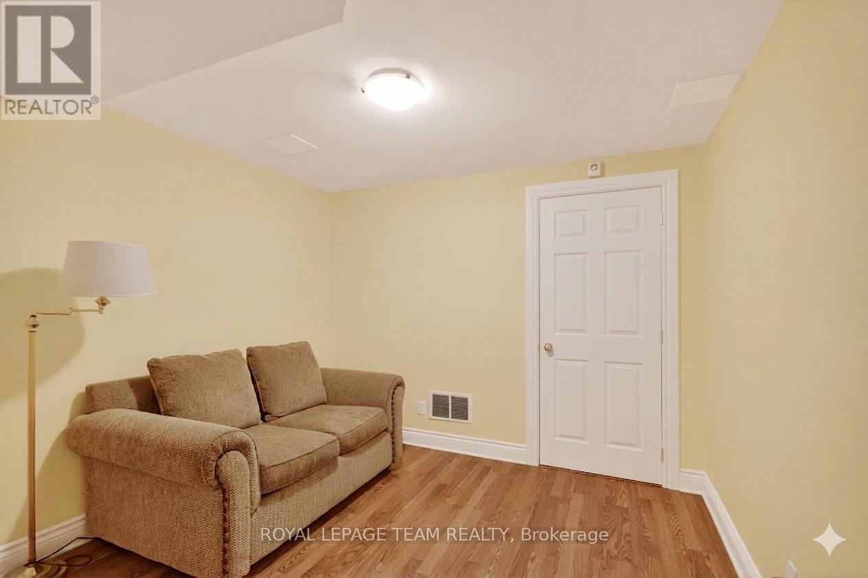 259 CAIRNSMORE CIRCLE - 43