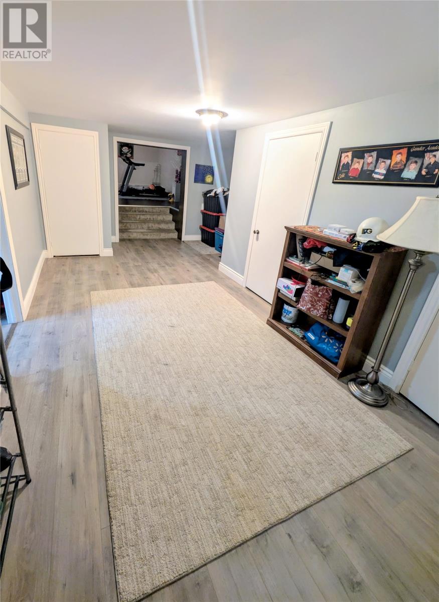 61 Byrd Avenue - 27