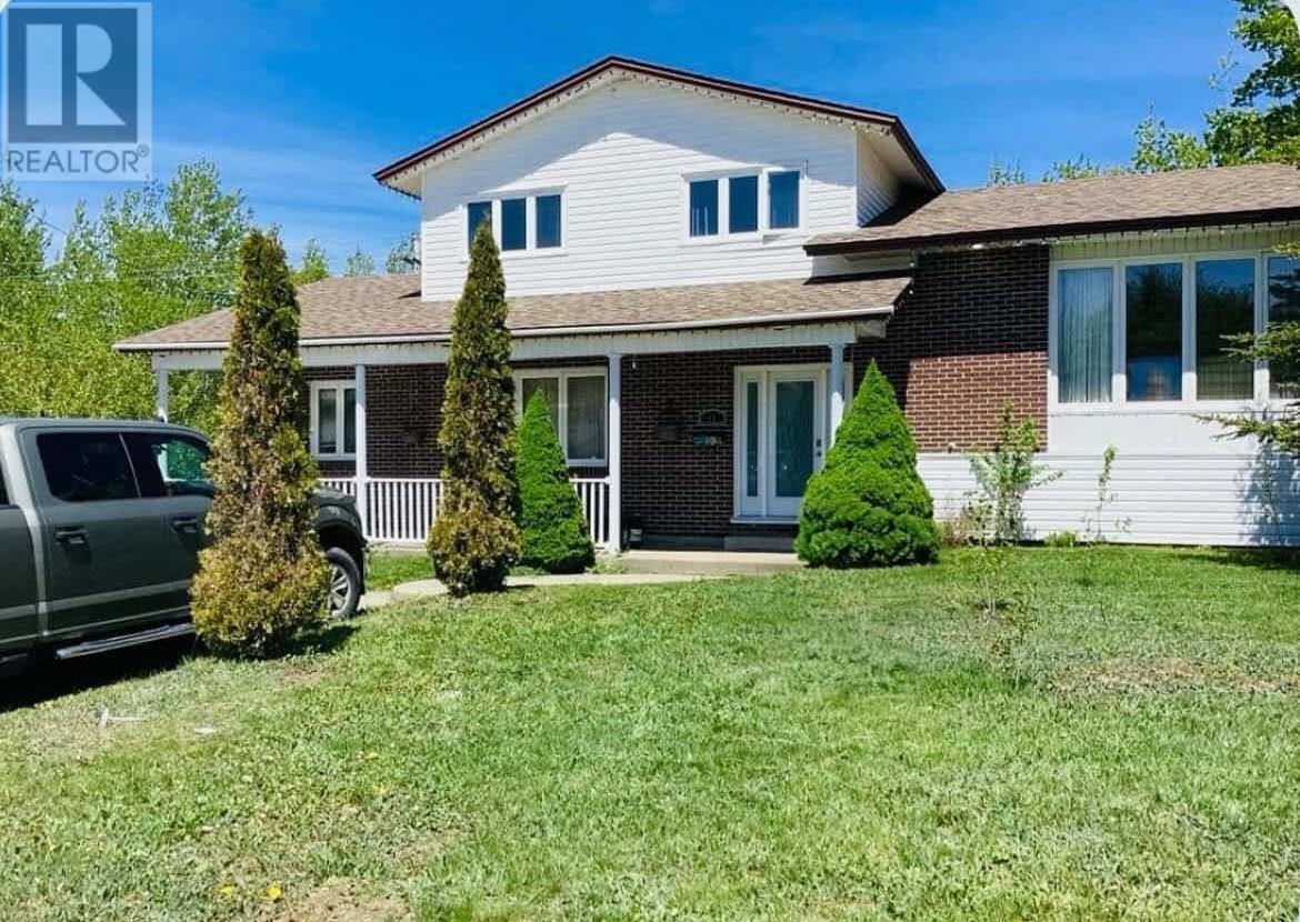 61 Byrd Avenue - 37