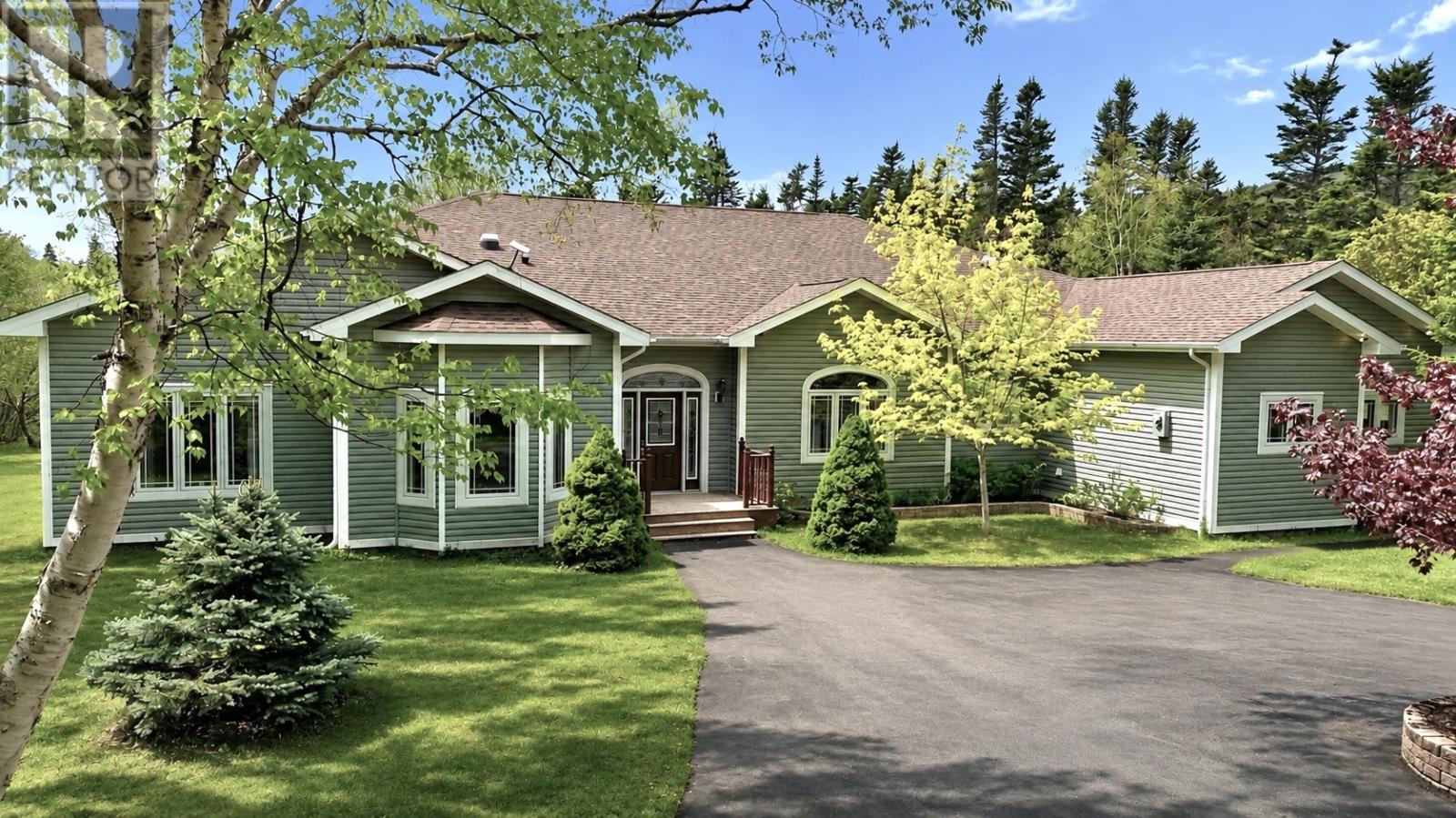 6 Tamarack Street - 1