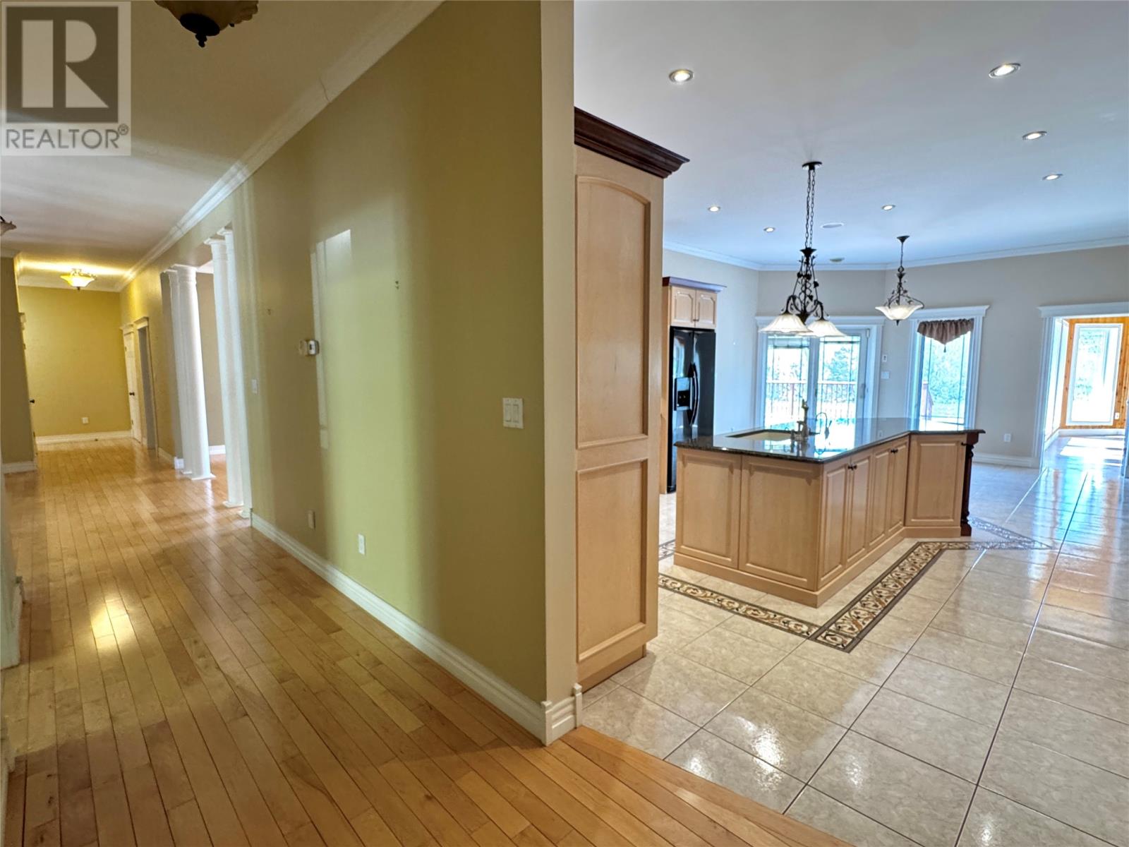 6 Tamarack Street - 26