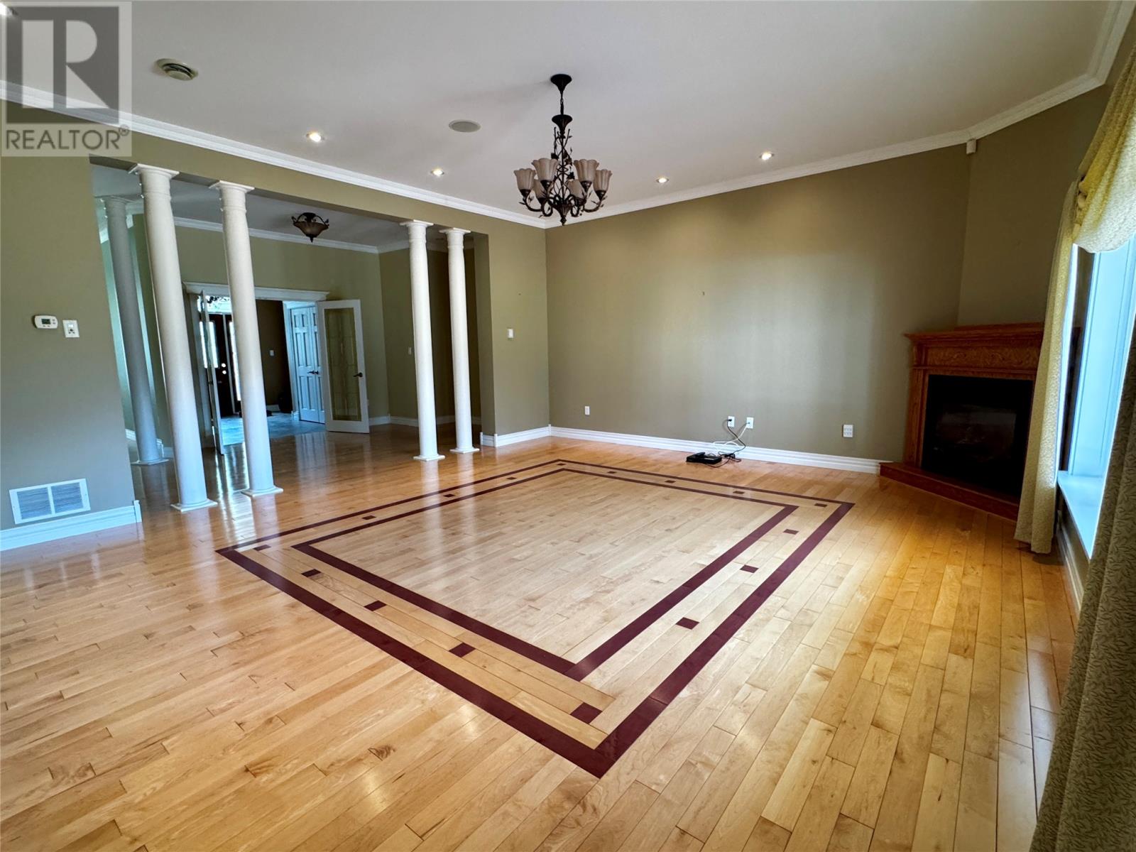 6 Tamarack Street - 36