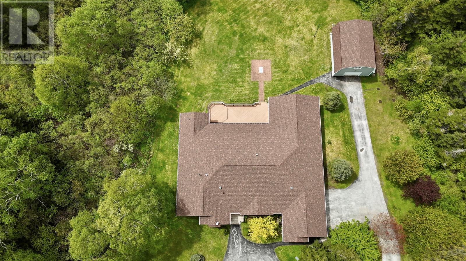 6 Tamarack Street - 4